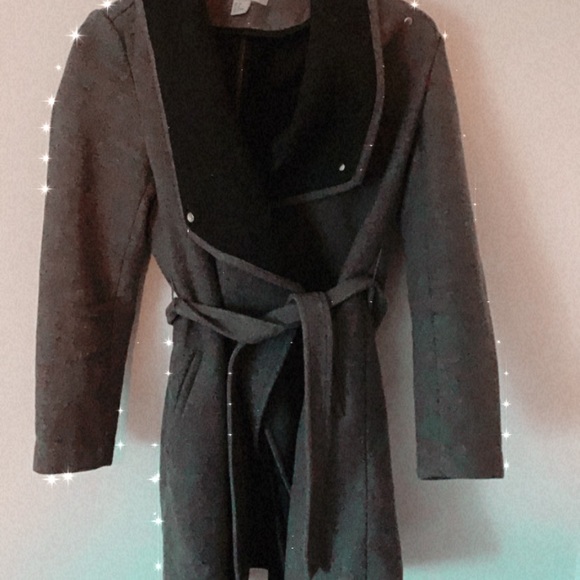 Jackets & Blazers - Picture 4 of 6